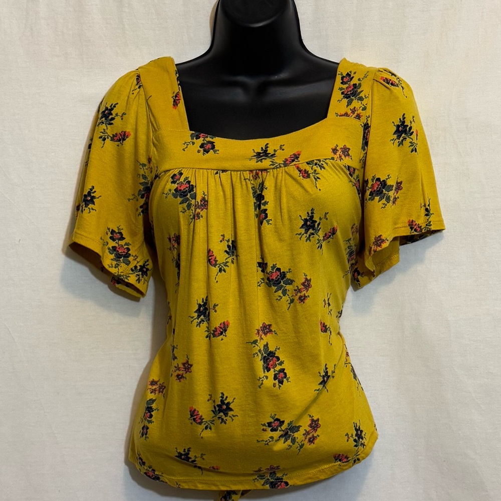 H-26 Lucky Brand Yellow Floral Short Sleeve Pullover Blouse Size S